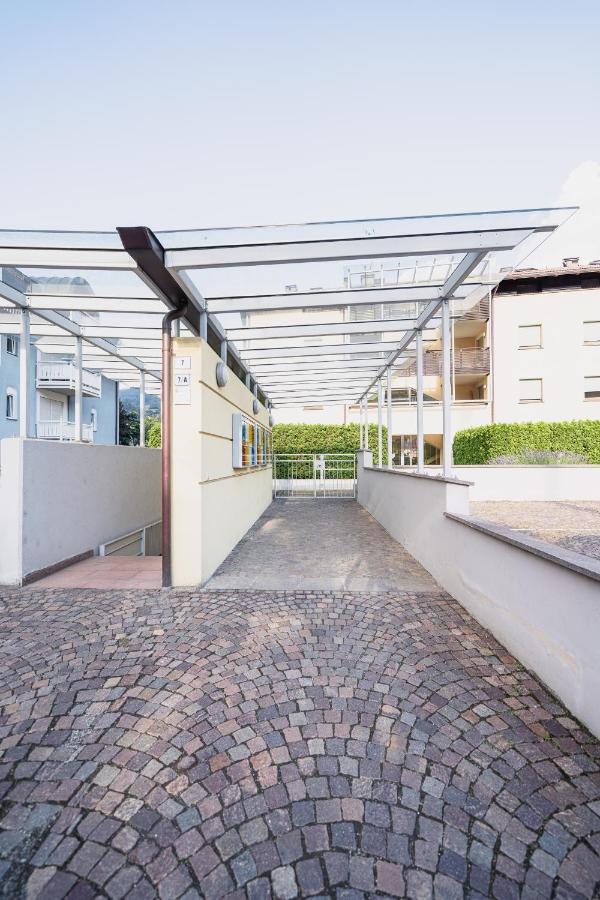 Villa Floris Μπρεσανόνε Εξωτερικό φωτογραφία